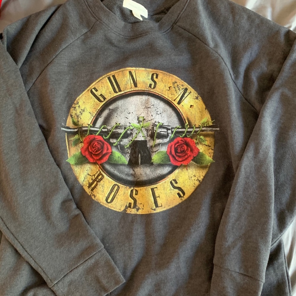 urban outfitters guns and roses crewneck